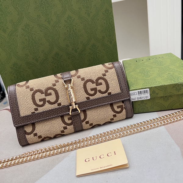 グッチ財布コピー正面デザイン